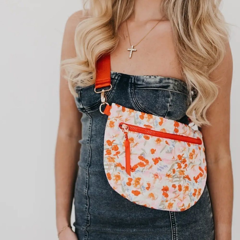 Pretty Simple Jolie Puffer Bum Bag in Watercolor Mango Floral